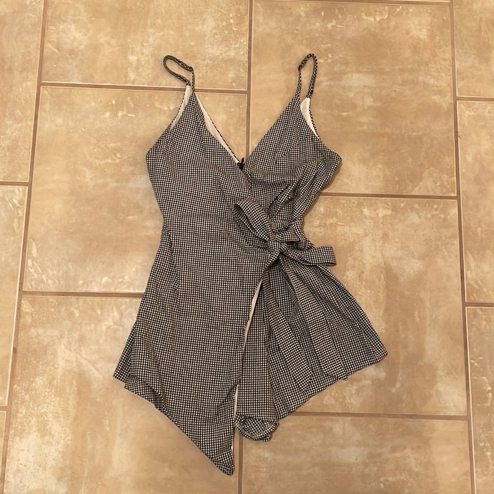 Fashion nova Romper skirt